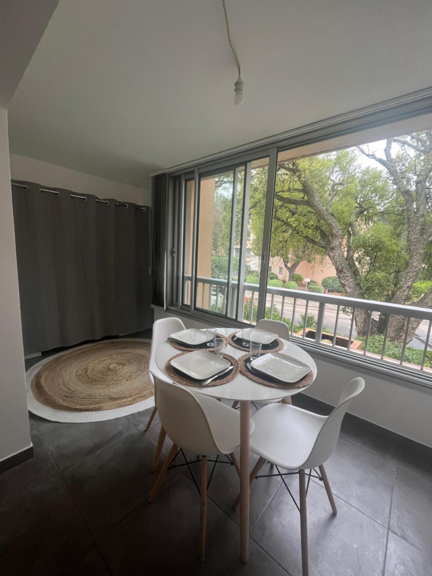 Grand Au Bord De Appartement *