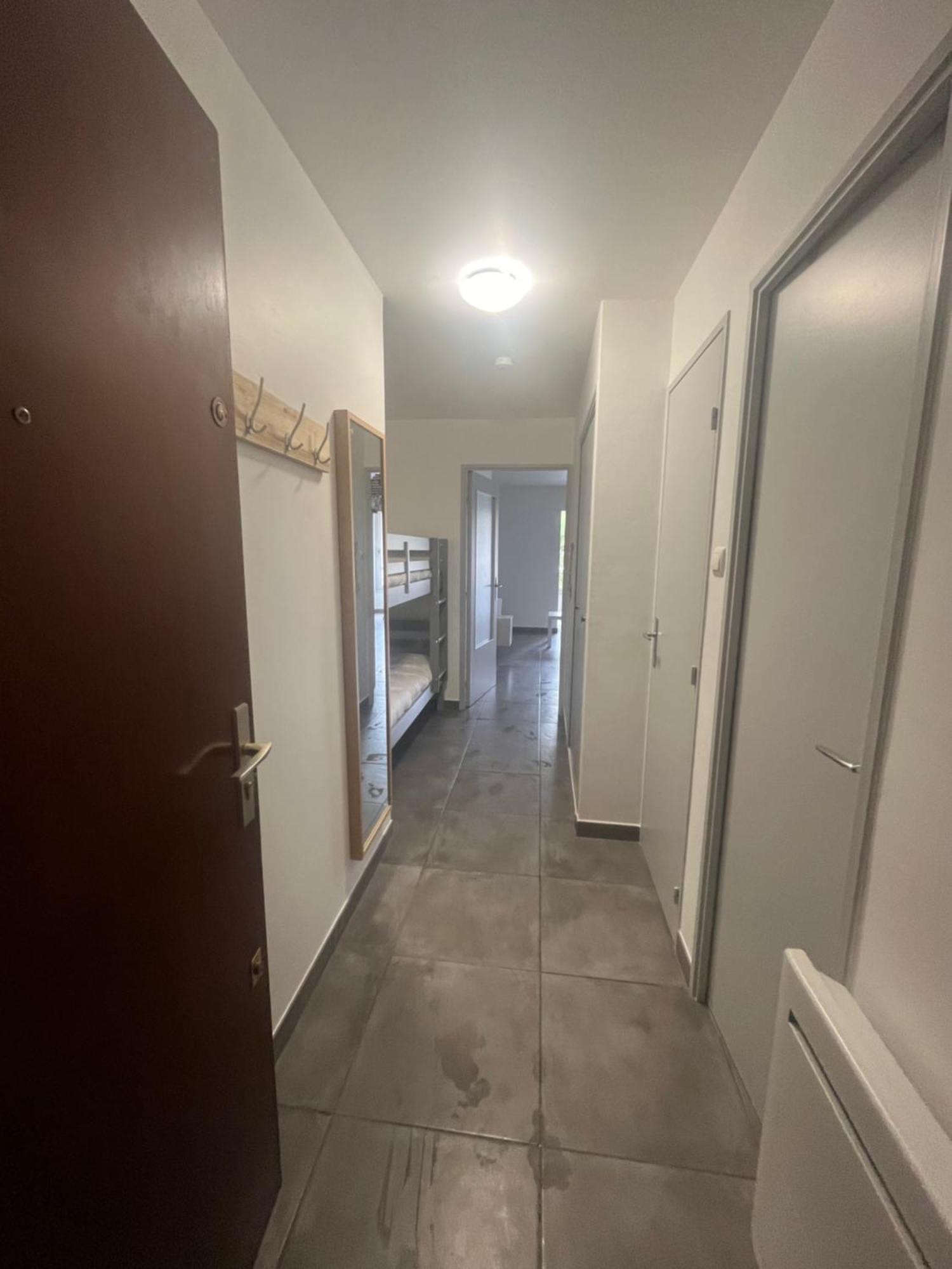 Grand Au Bord De Appartement *